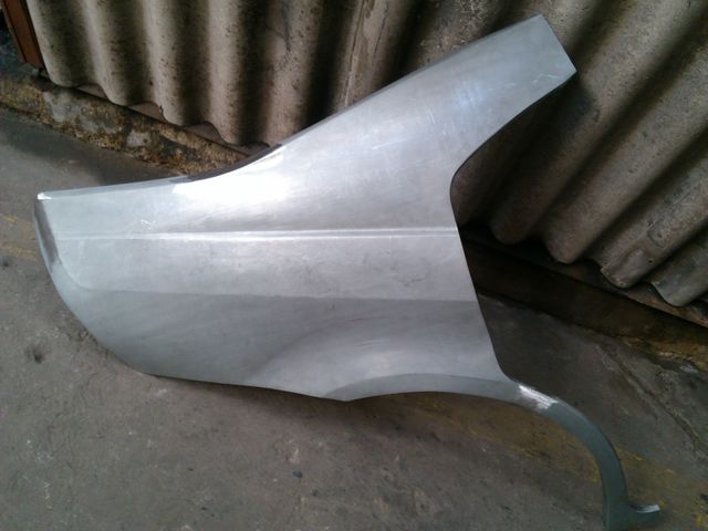 costado FORD FUSION
